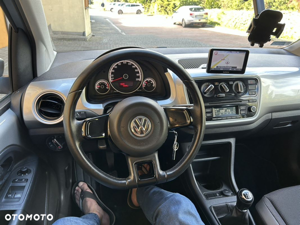 Volkswagen up! 1.0 high EU6 - 14