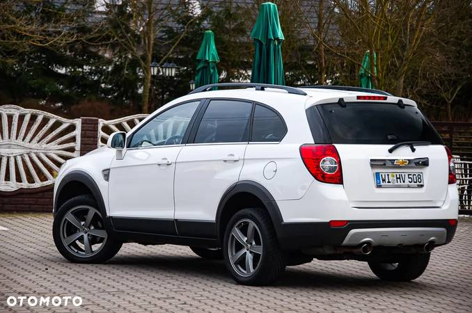 Chevrolet Captiva 2.4 2WD 5 Sitzer LS - 15