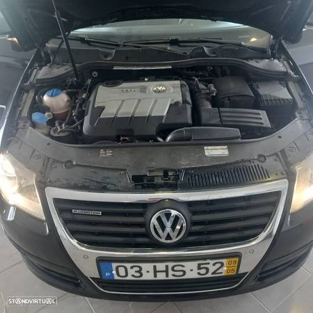 VW Passat 2.0 TDI Trendline BlueMotion - 15