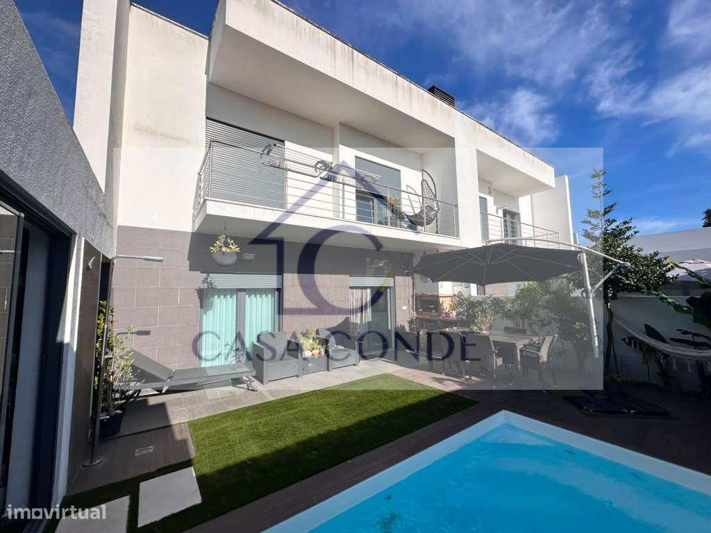 Moradia T4 de Excelência em Fernão Ferro - Áreas Generosas, Tecnolo...-16