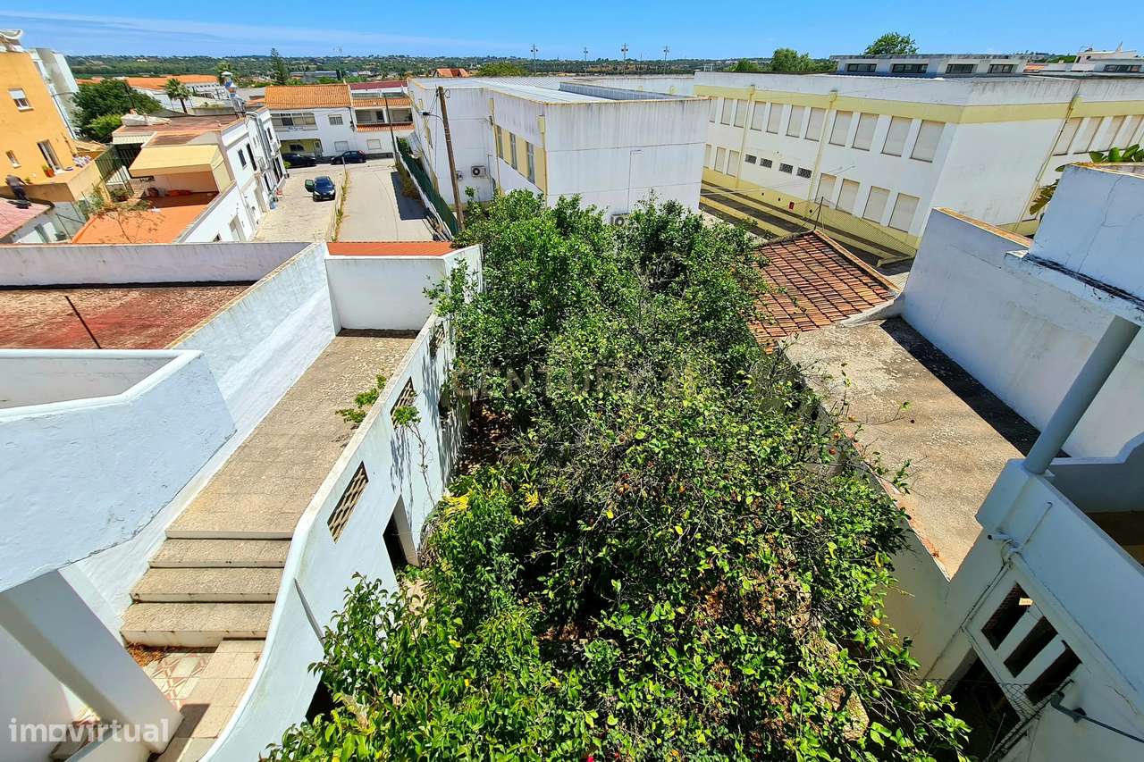 Moradia T6 no coração de Lagoa, Portimão - Grande imagem: 5/51