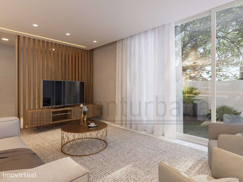 FANTÁSTICA MORADIA T4 - TIRES-8