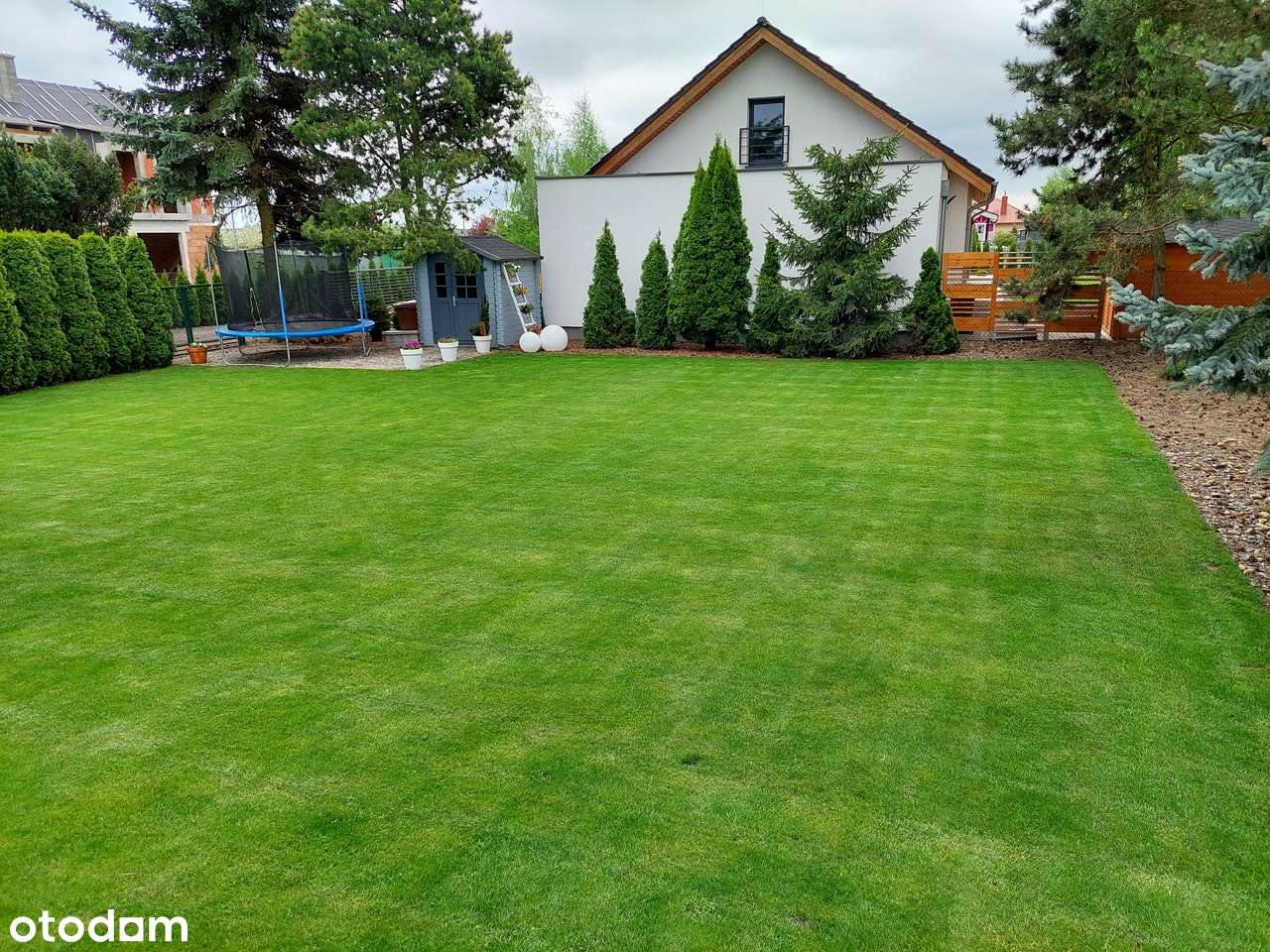 = Funkcjonalny komfortowy dom jednorodzinny = - Pełny obrazek: 4/14