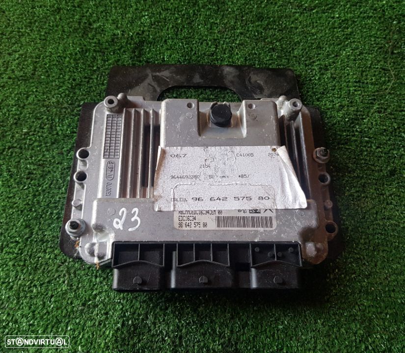 Peça - Centralina Motor Citroen C4 / Peugeot 308 / 407 1.6 Hdi Ref.