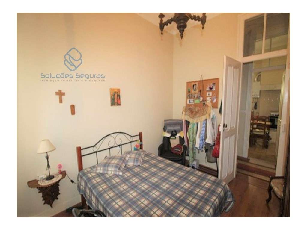 Prédio, com 2 andares com utilizações independente - Centro Moita-14