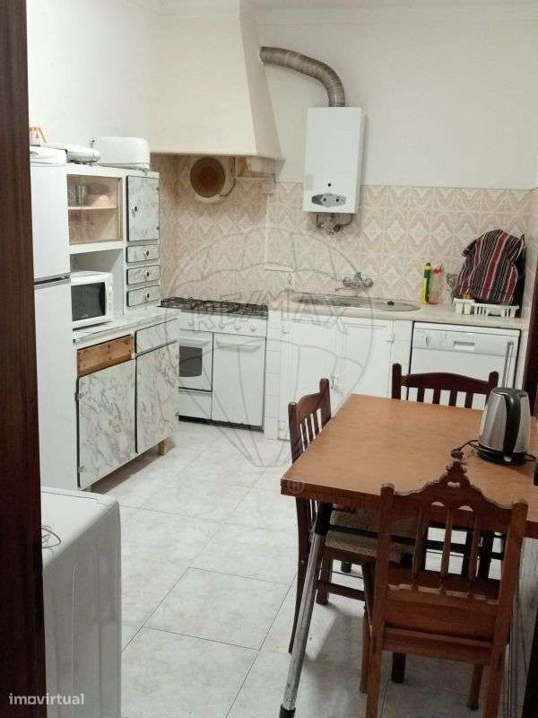 Moradia T2 para venda - Grande imagem: 2/3