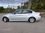 BMW Seria 3 318i - 10