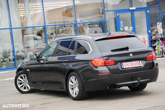 BMW Seria 5 520d Touring Aut. - 3