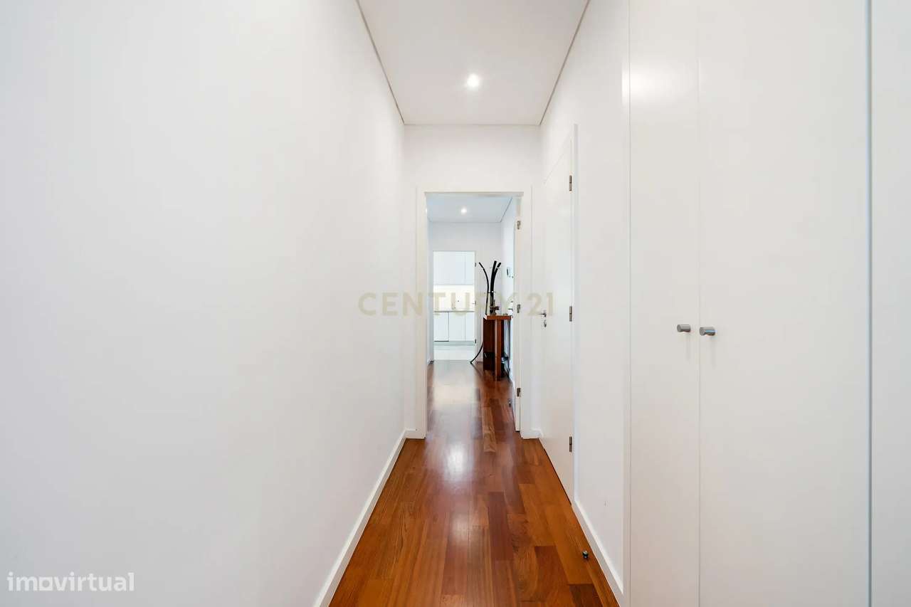 Fantástico Apartamento T3  | 212m² | Bessa | Boavista-20