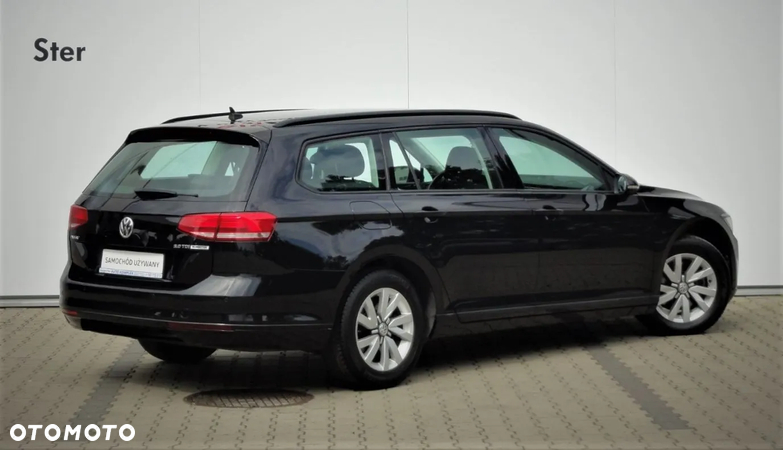 Volkswagen Passat 2.0 TDI SCR Trendline - 6