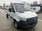 Mercedes-Benz Sprinter - 2