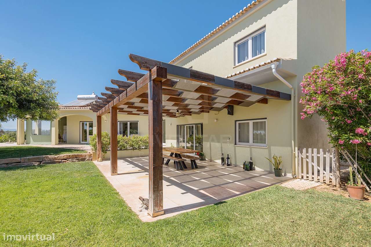 Moradia T4 na Guia -  Charme Algarvio com Total Privacidade - Piscina-45