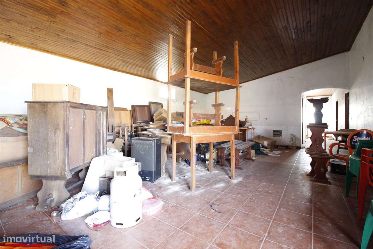 Moradia para Restaurar T8 Venda em Cadaval e Pêro Moniz,Cadaval-10