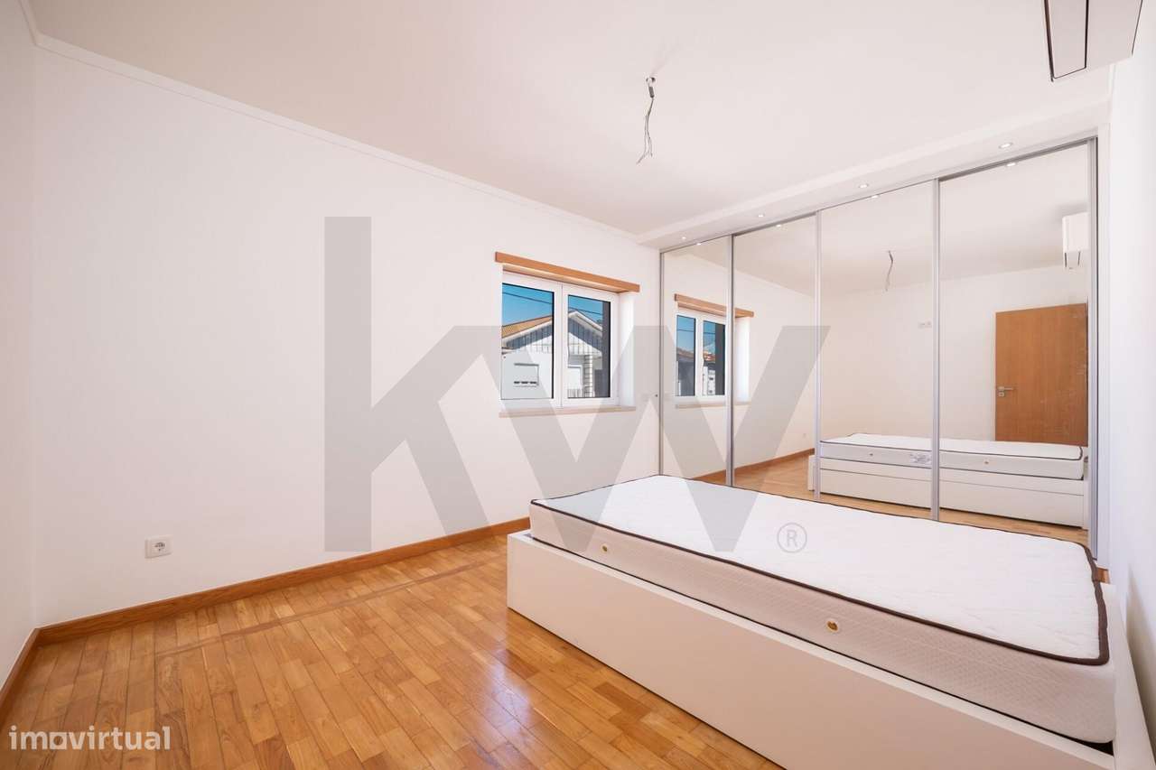 Apartamento T4  – Garagem e Churrasqueira - Alto dos Barreiros, Santa-15