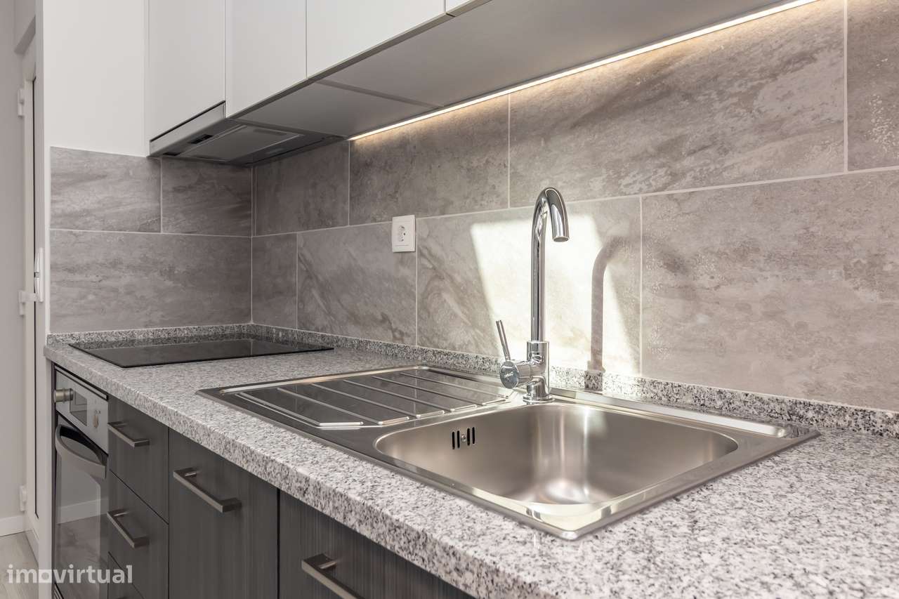 Arrendo Apartamento T1 remodelado- Casal do Marco, Paio Pires – 700Eur - Grande imagem: 5/14