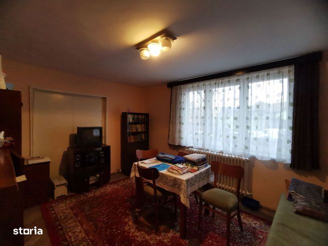 Apartament 3 camere, confort 1, Dâmbu Pietros-0