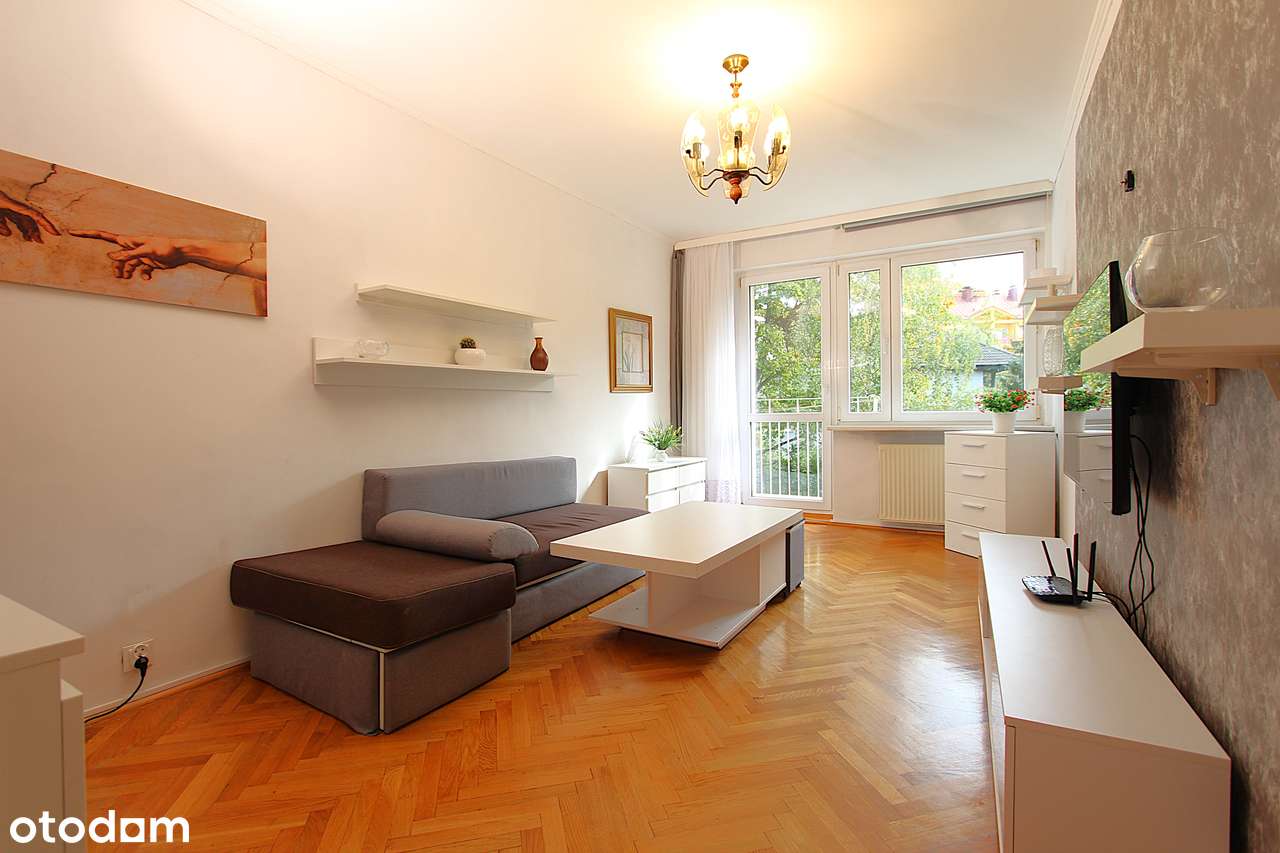 Mieszkanie 3 pokoje 48,2 m2 os. Przyjaźni-0