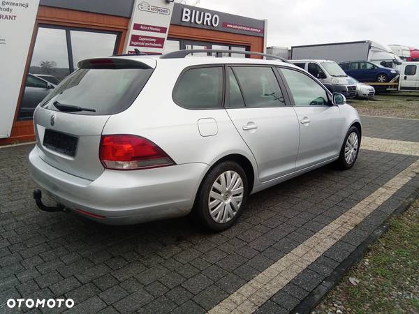 Volkswagen Golf 1.6 TDI BlueMotion Technology Trendline - 4