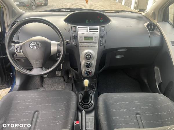 Toyota Yaris 1.3 VVT-i Executive - 20