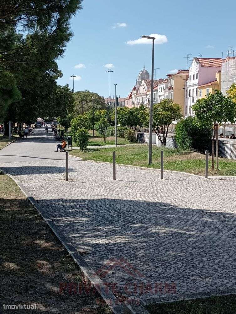 Prédio em Belém - Grande imagem: 5/9
