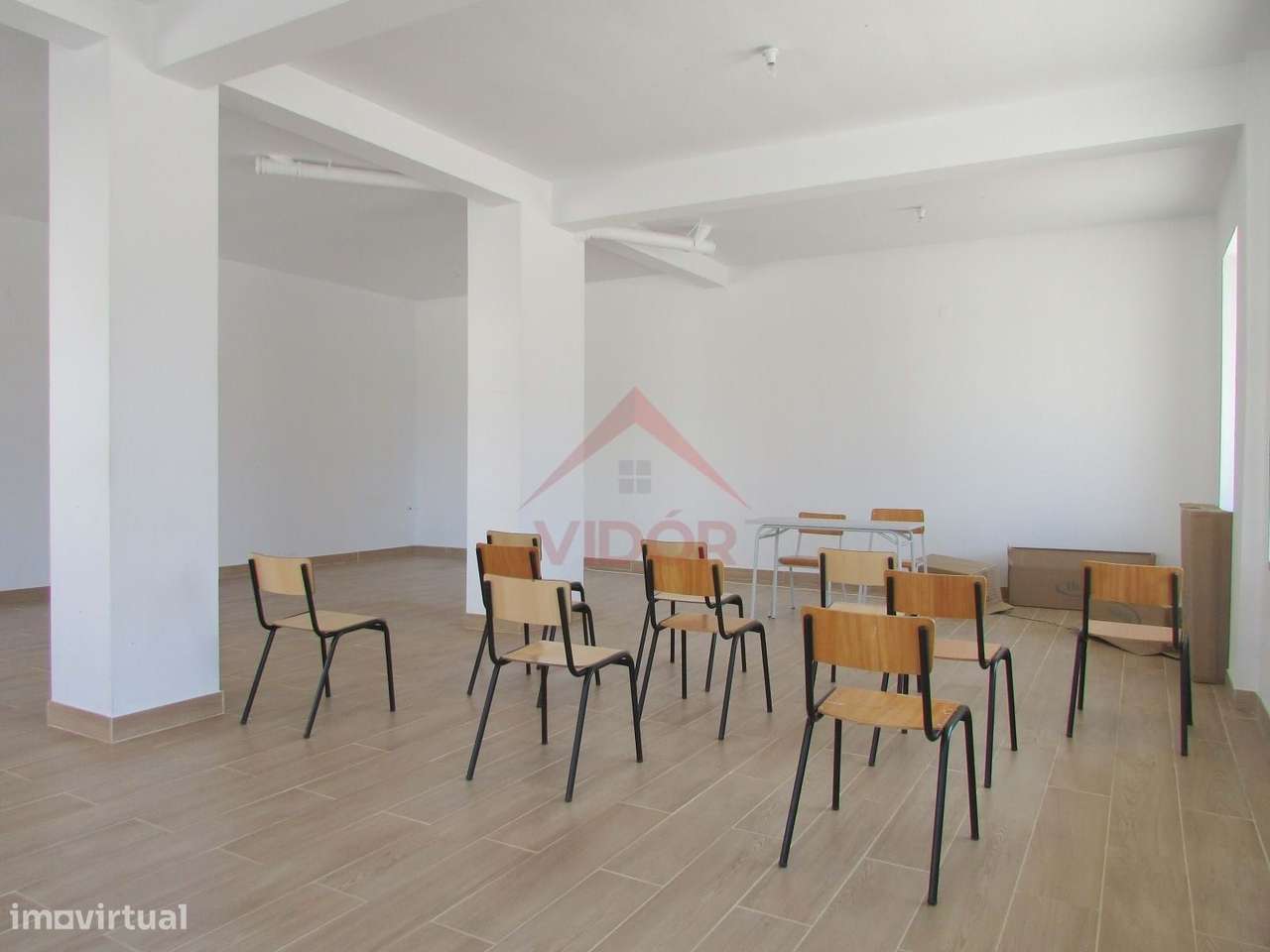 Loja de 93m2 c/ montras junto ao E.Leclerc Figueira da Foz - Grande imagem: 5/15