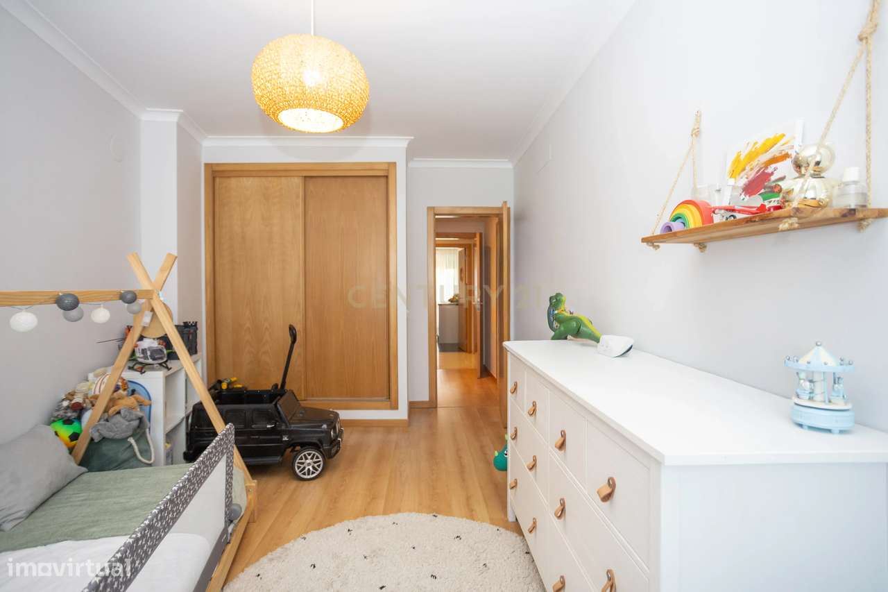 T2 c/parqueamento e arrecadação em Condomínio Privado - Alhos Vedros-21