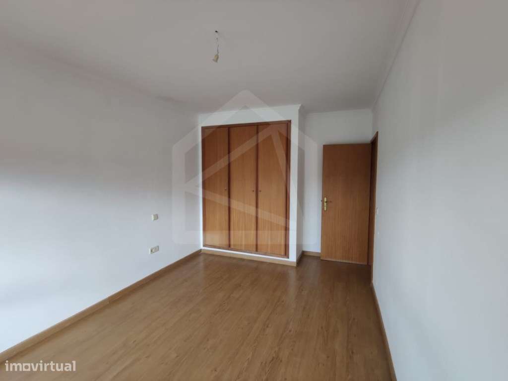 Apartamento T3 em Oliveira de Azeméis-5