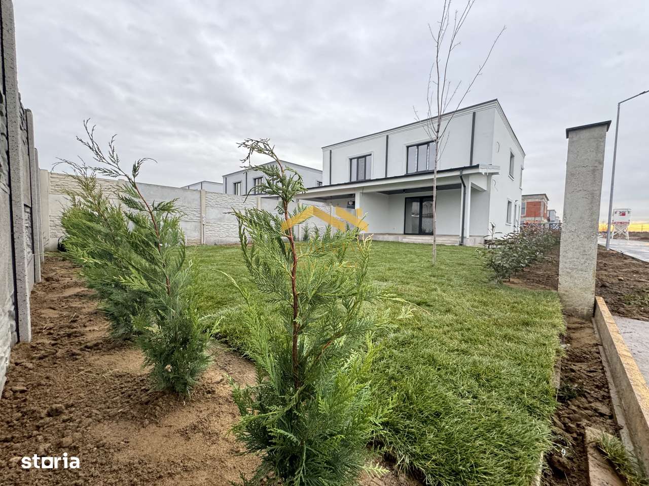 Bucovăț-Duplex-Proprietar - Imagine principală: 4/19