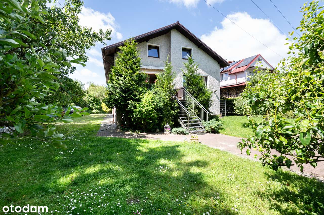 Ponadczasowy, klasyczny i stylowy dom - Gdynia Chwarzno-1