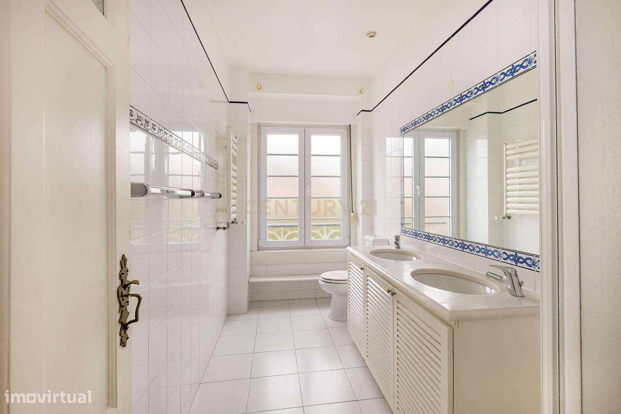 Fantástica Moradia no Restelo - Belém-19