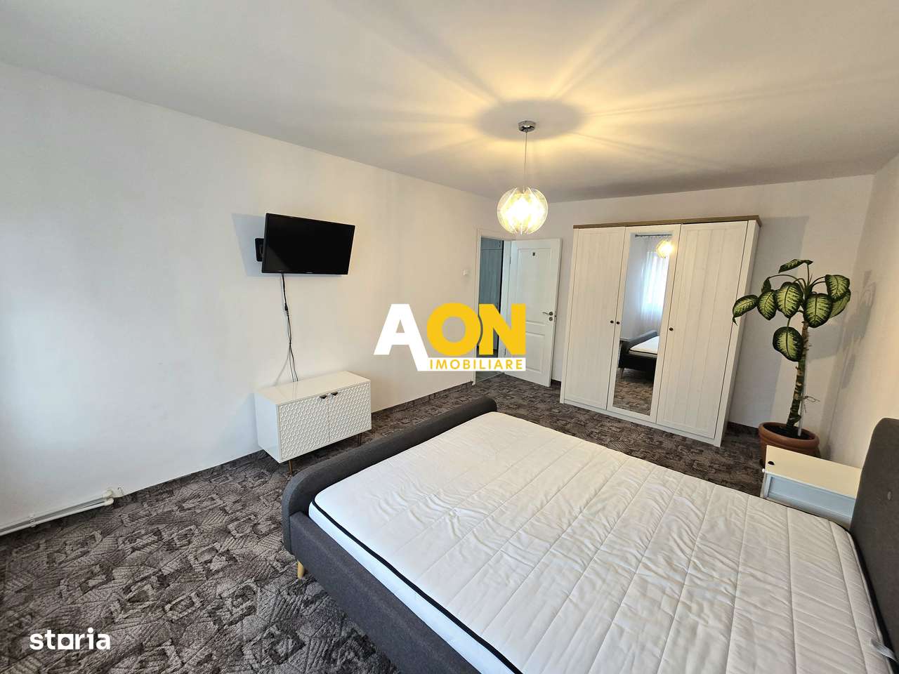 Apartament 2 Camere Decomandat Complet Renovat - Imagine principală: 2/14