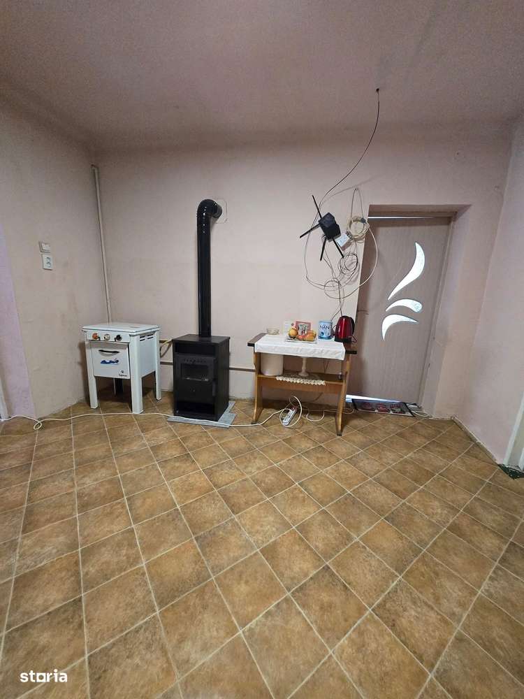 Casa de vanzare in Dumbraveni !! - Imagine principală: 5/10