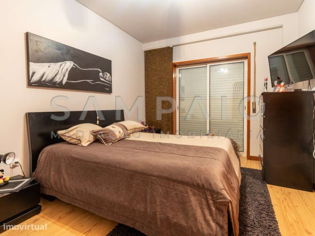 Apartamento T2 S. Cosme/Av. da Conduta!-18