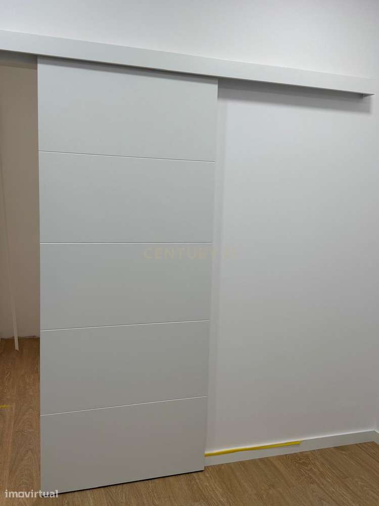 Arrendamento – Estúdio a Estrear em Alfragide - Grande imagem: 5/9