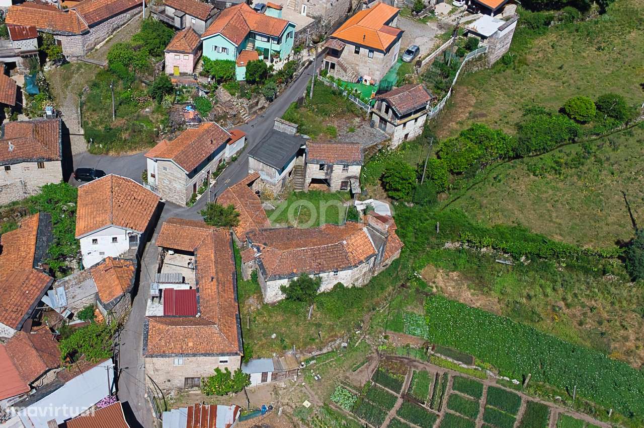Quinta, construções em pedra, linha de água, Canelas Penafiel Porto - Grande imagem: 5/60
