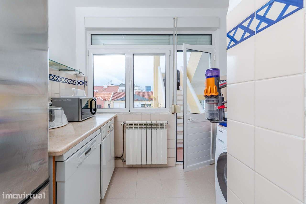 Apartamento T4 Charme Lisboa-16