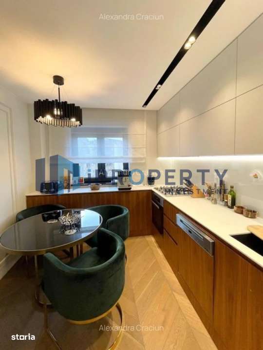 Sisesti | 4 Camere | Centrala | Dressing | X2 Parcare | X2 Terasa | - Imagine principală: 5/16