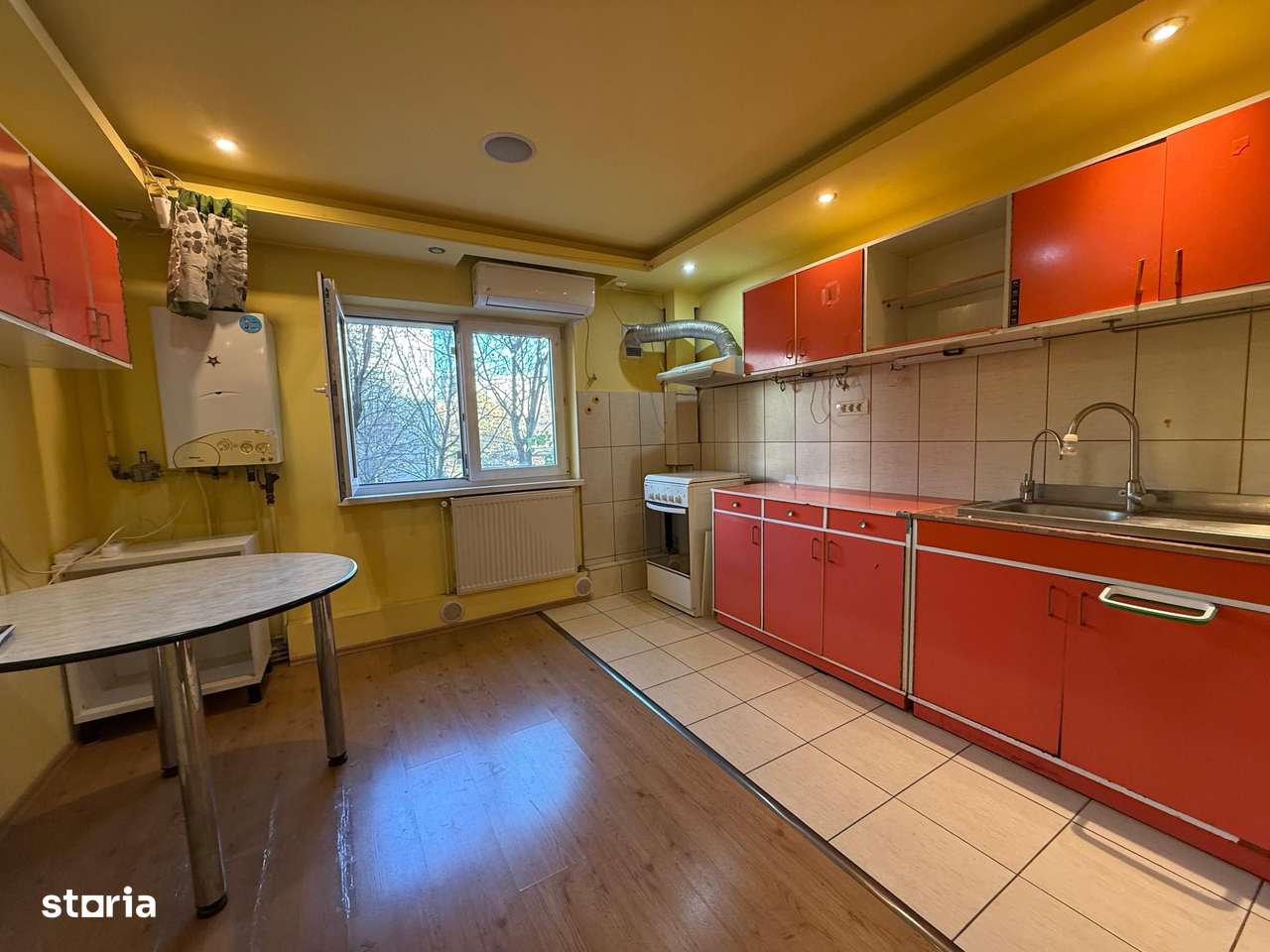 DE VÂNZARE  | 2  CAMERE | BLOC REABILITAT | CENTRALĂ PROPRIE | NERVA T - Imagine principală: 3/8