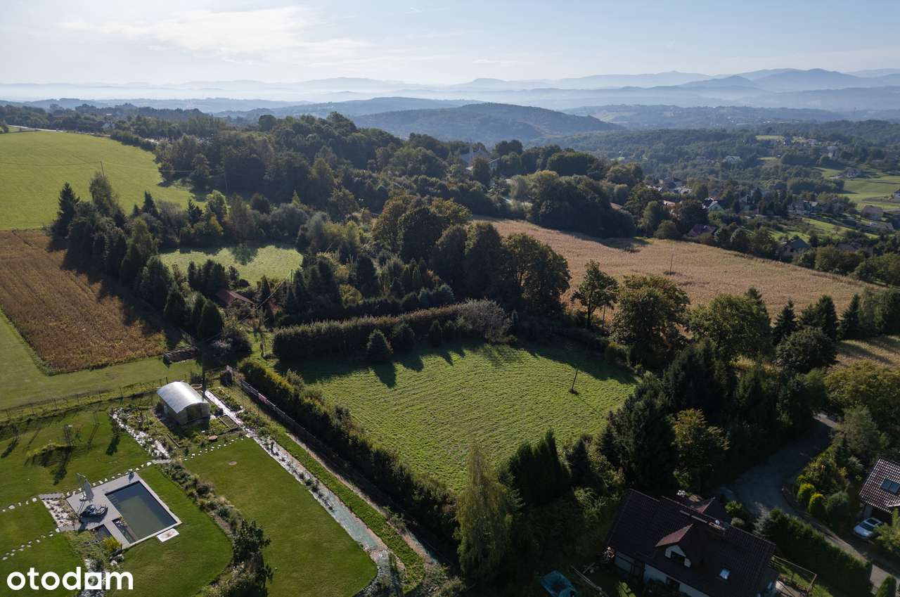 Malownicza działka z widokiem na góry i zielenią