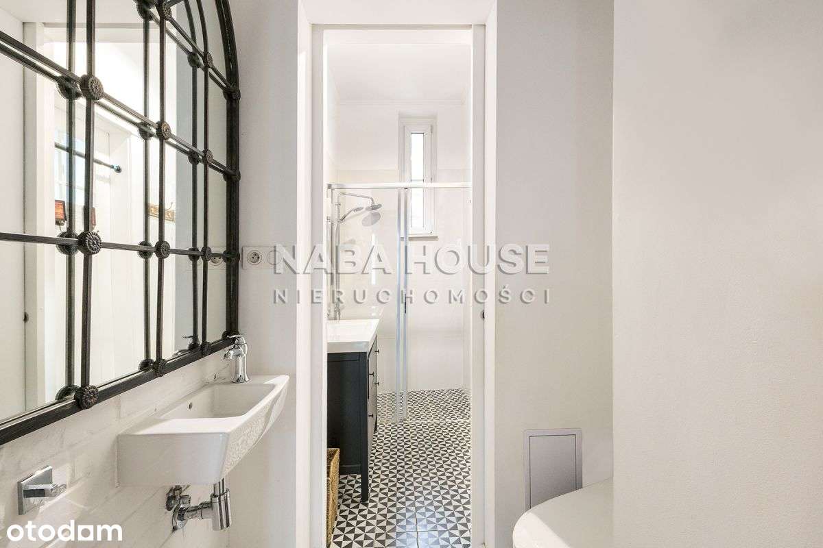 Słoneczny klimatyczny Apartament z dwoma balkonami-11