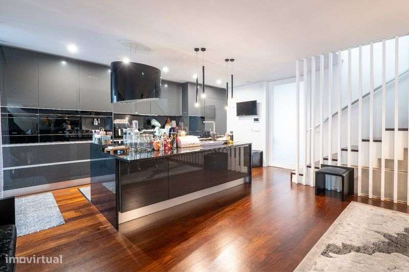 Moradia de Luxo com Piscina na Madalena - Grande imagem: 5/8