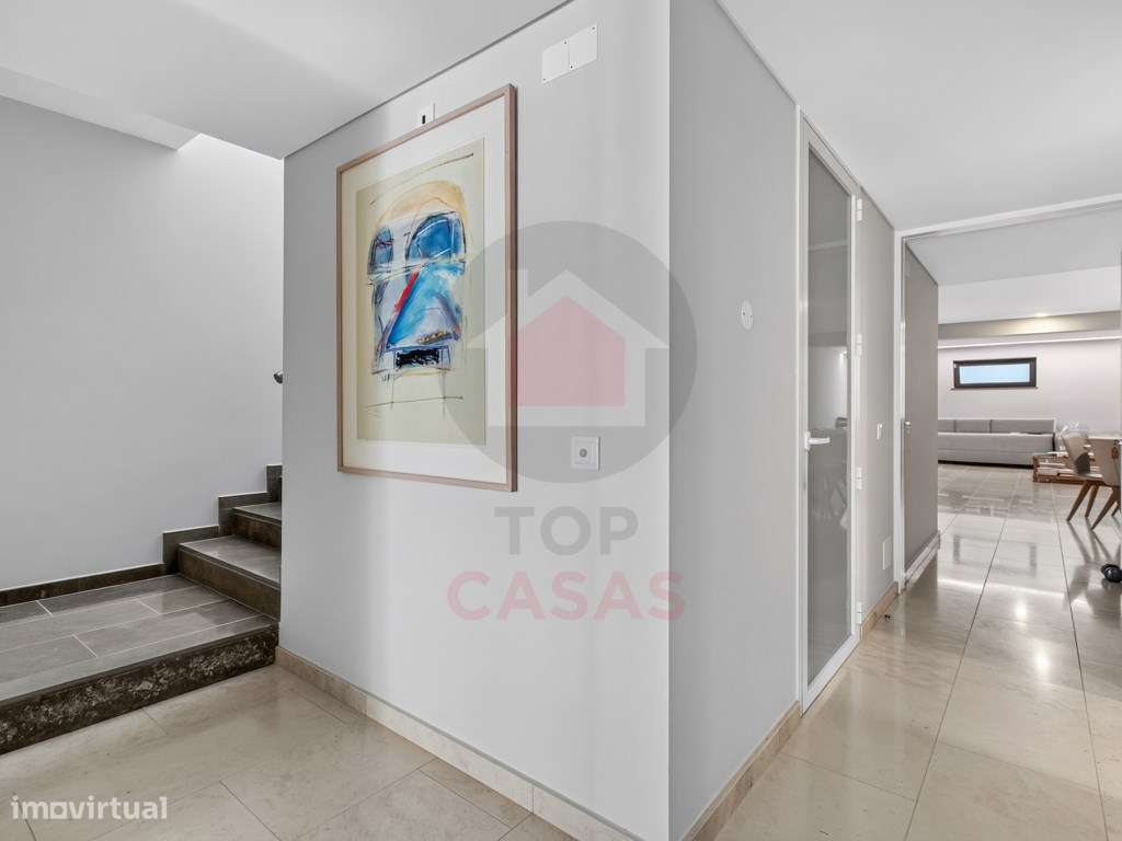Propriedade contemporânea que combina privacidade, arquitetura e na...-57