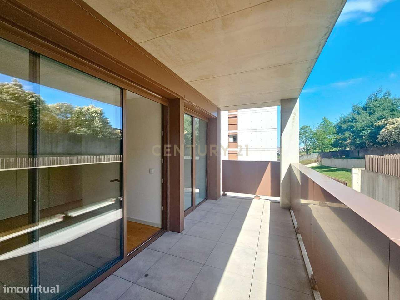 Apartamento T2 + 1 Moderno – Empreendimento Magnólia | Avenida João Si-32