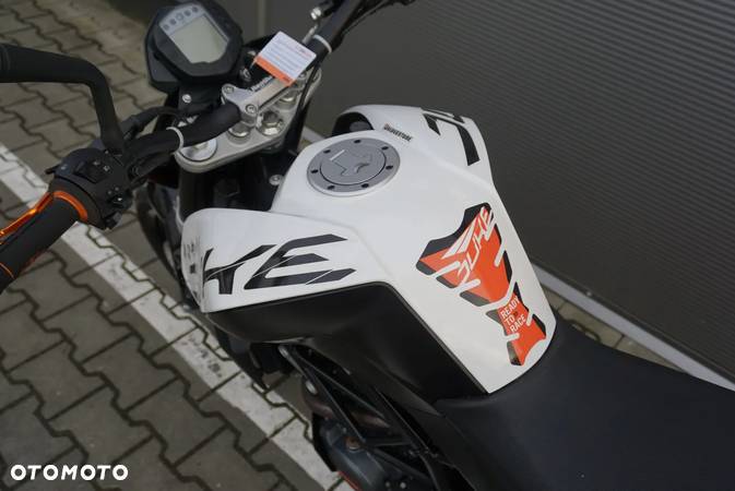 KTM Duke - 15