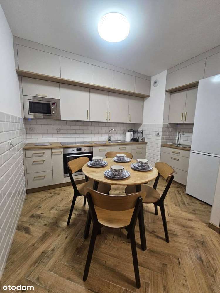 Nowe 2-pok. | 42 m² | 2 niezależne pokoje | Atal City Square  | 01.07