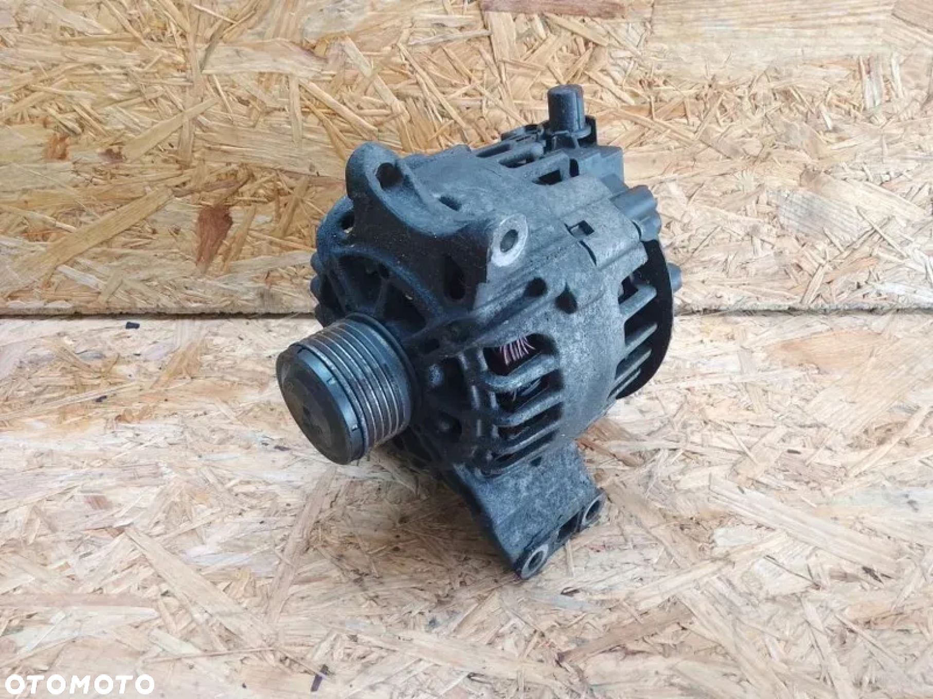 Alternator 115A 14V Mercedes W169 W245 1.5 2.0 A2661540902 - 1