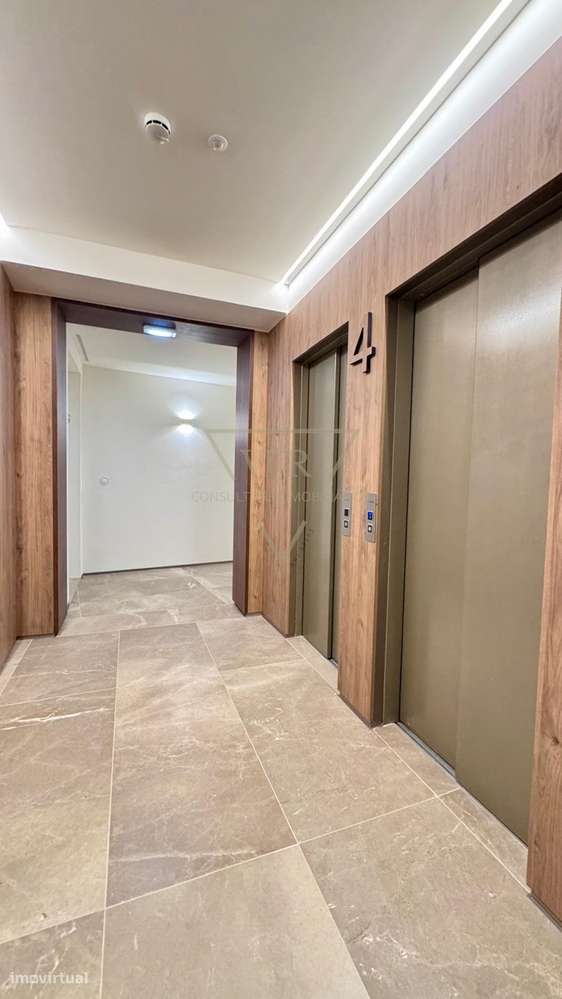 Apartamento Exclusivo T2 no Centro de Lisboa - "Conde Redondo Residenc-7