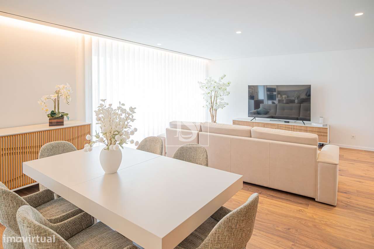 Moradia T4 com Piscina, próxima à Praia, em A Ver-o-Mar - Grande imagem: 4/20