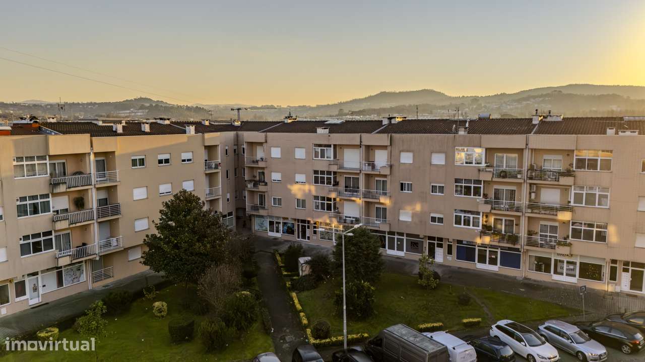 Apartamento T3 com terraço em Frossos, Braga-22