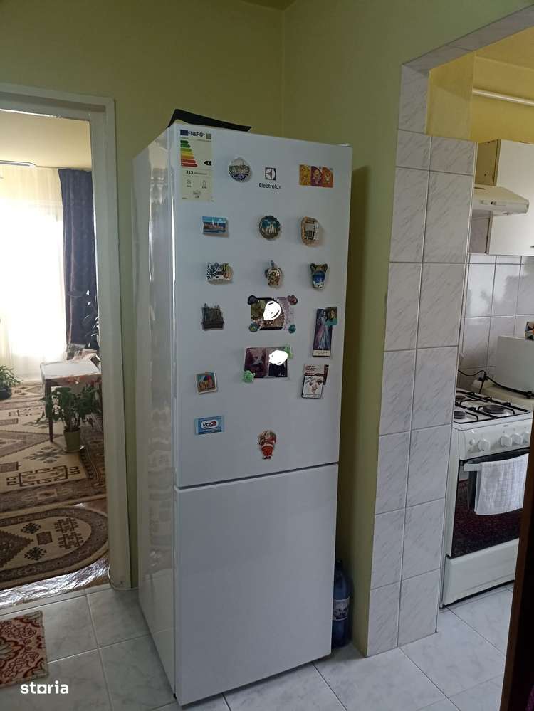De vânzare apartament cu 3 camere în Sfântu Gheorghe-1
